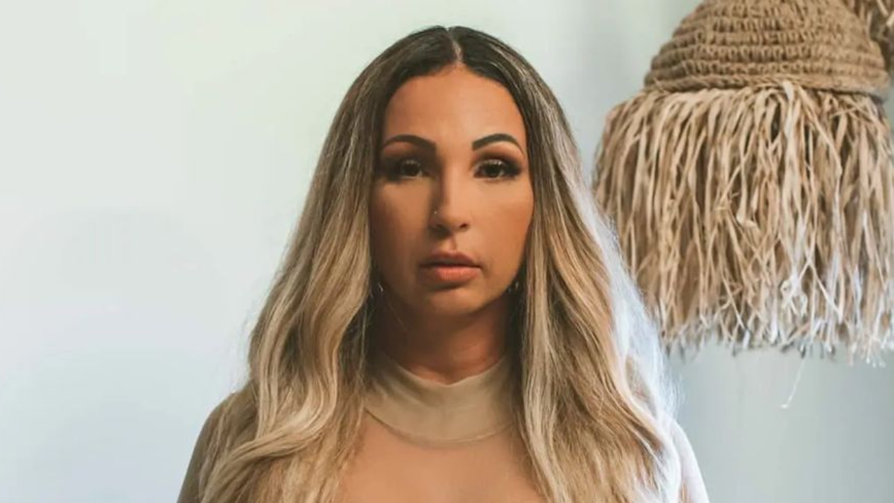 Valesca Popozuda é internada às pressas com dores no peito e insuficiência respiratória
