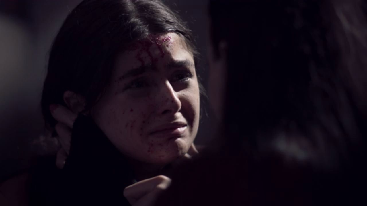Nova Angel sofre abuso sexual e assassina padrasto brutalmente em ‘Verdades Secretas 2’