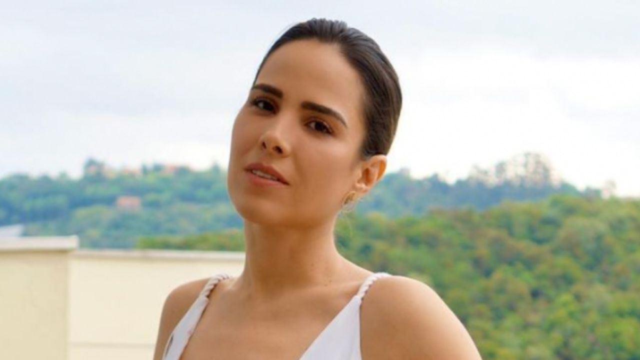 Wanessa Camargo dispensa sutiã e exibe corpão com vestido soltinho: “Deusa”