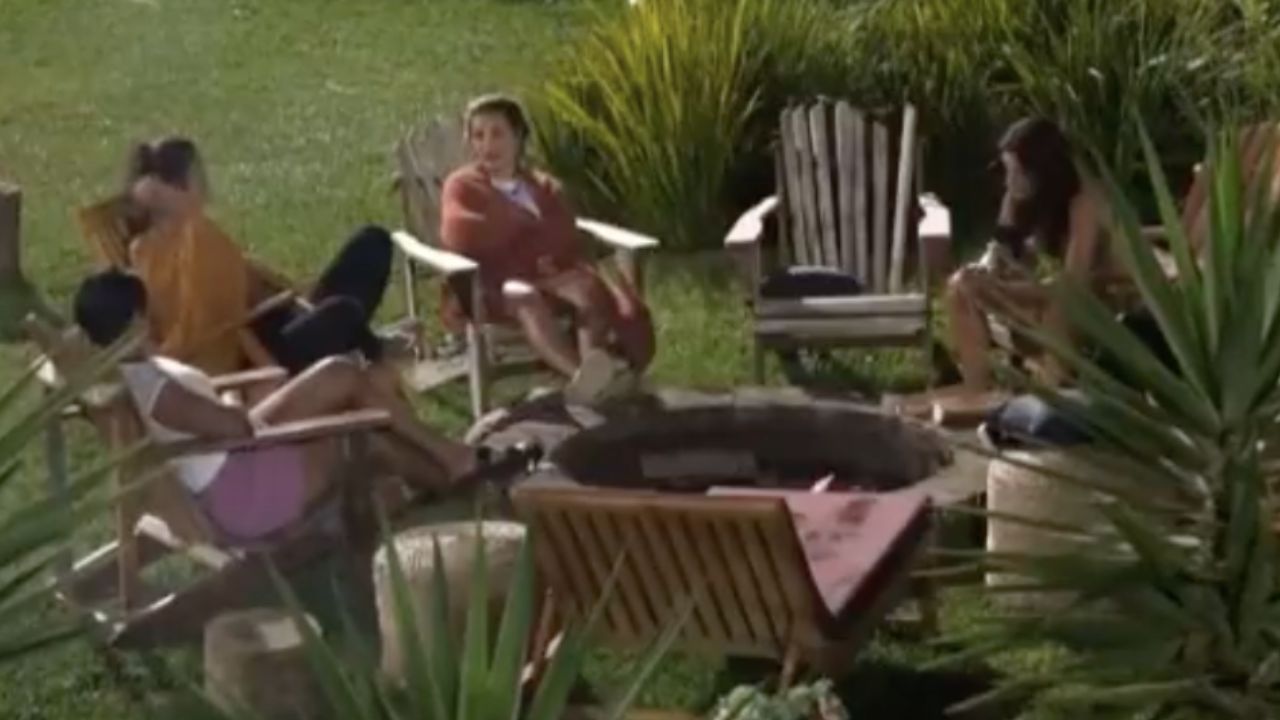 A Fazenda 14: Deolane fala sobre merecimento e pede para peões aplaudirem sua presença no reality