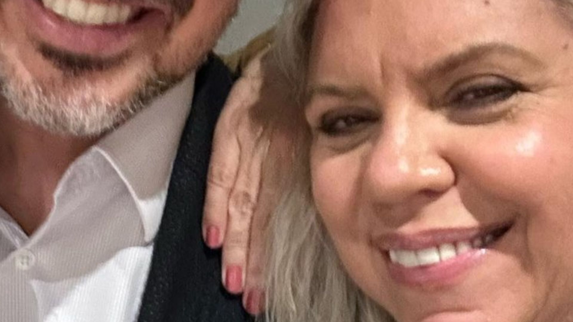 Astrid Fontenelle surge em clique raro com marido bonitão e se declara: “Te amo”