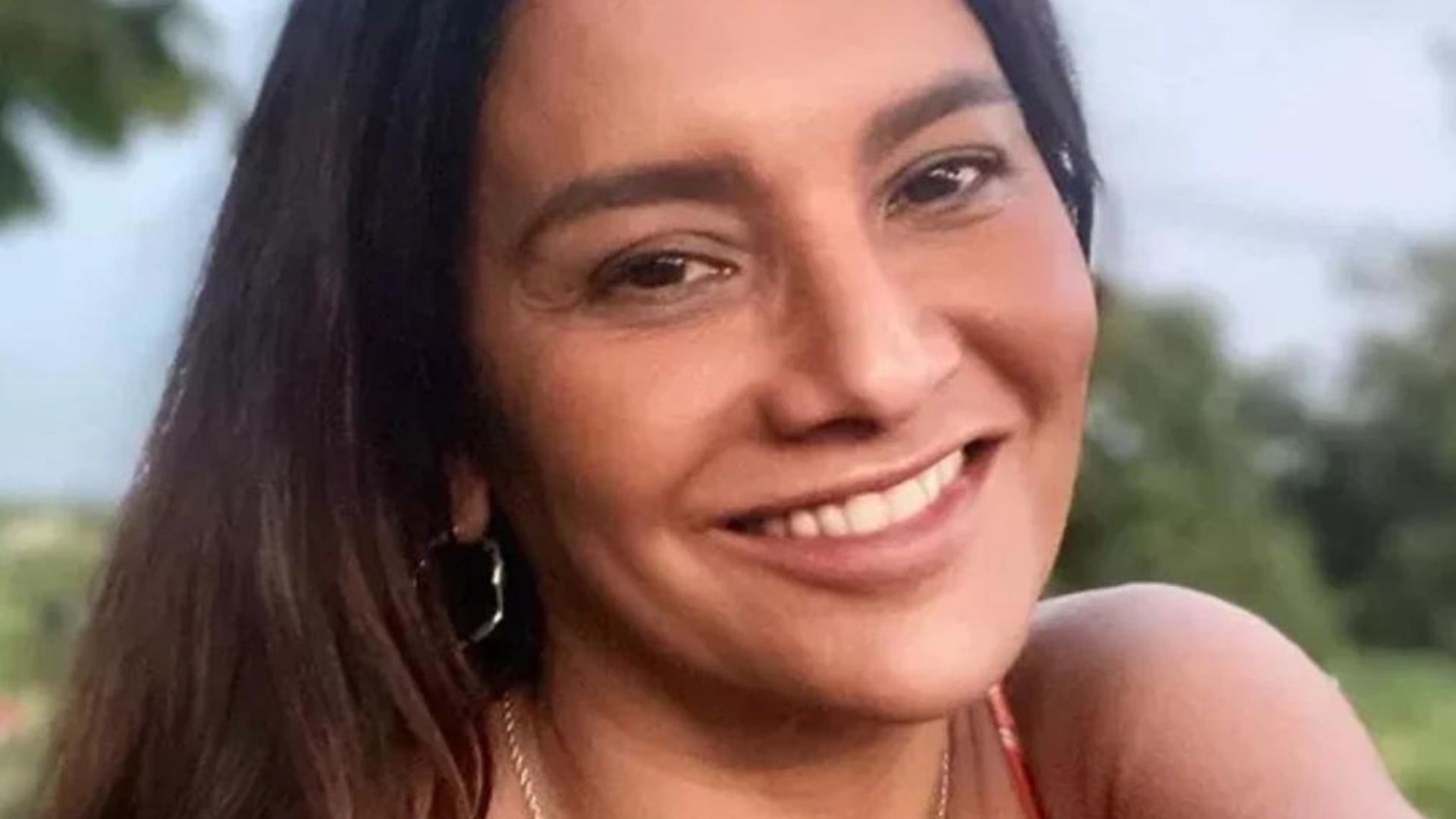 Dira Paes comemora 17 anos de união e encanta fãs com declaração em clique raro: “Lindo”