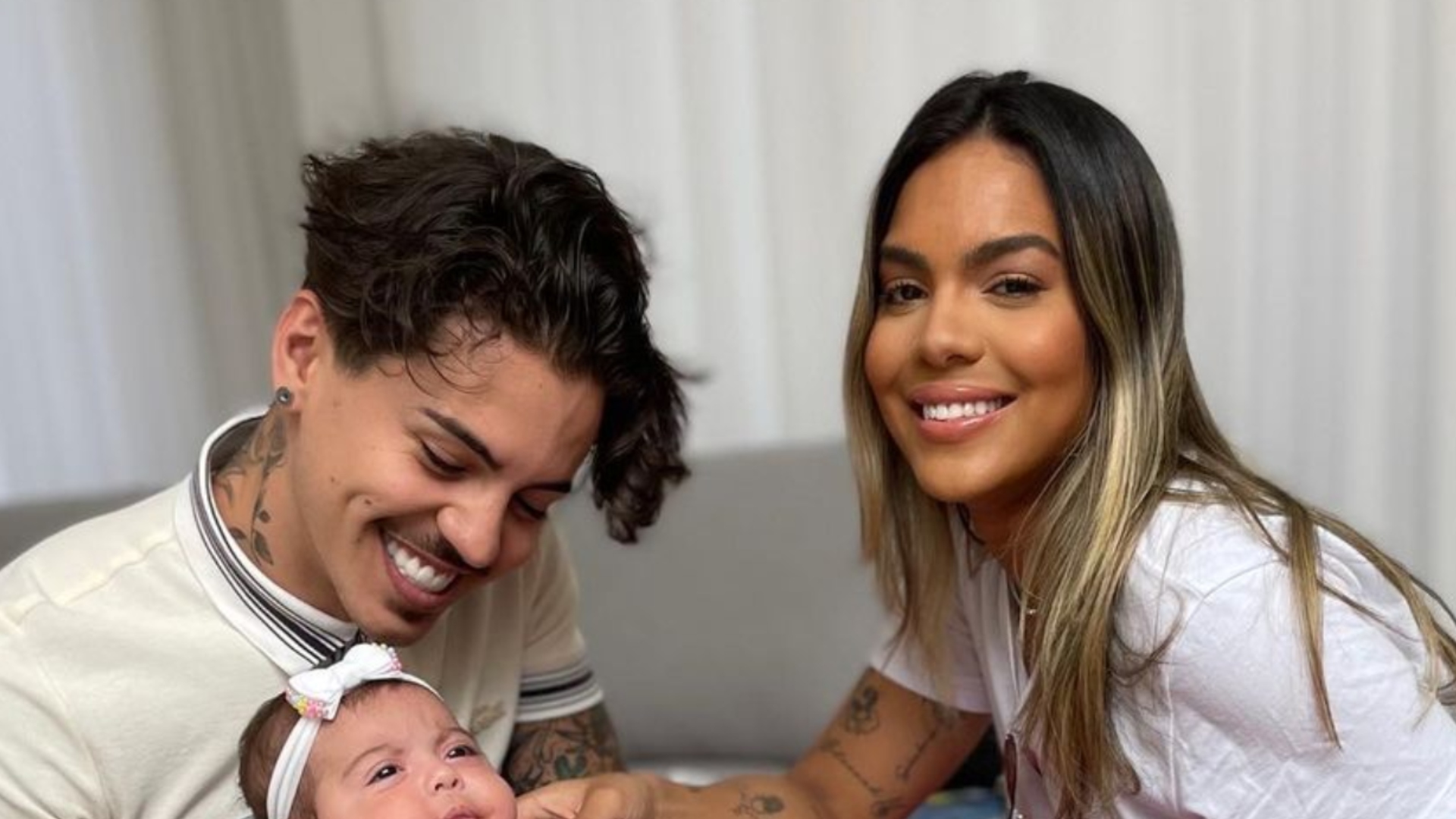 Saiba o estado da filha de Biel e Tays Reis após cirurgia às pressas