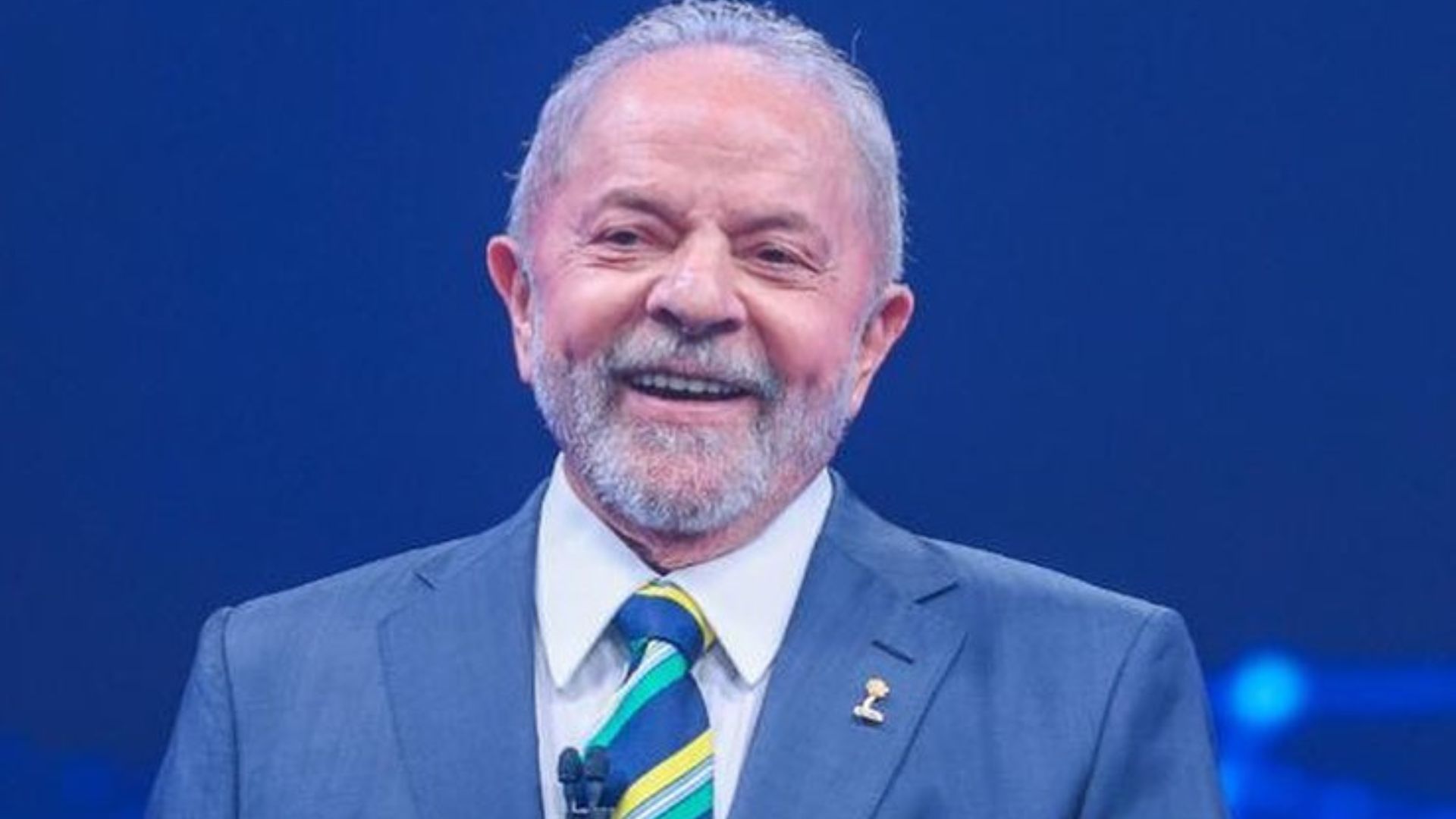 Após 12 anos fora do governo, Lula é eleito Presidente da República