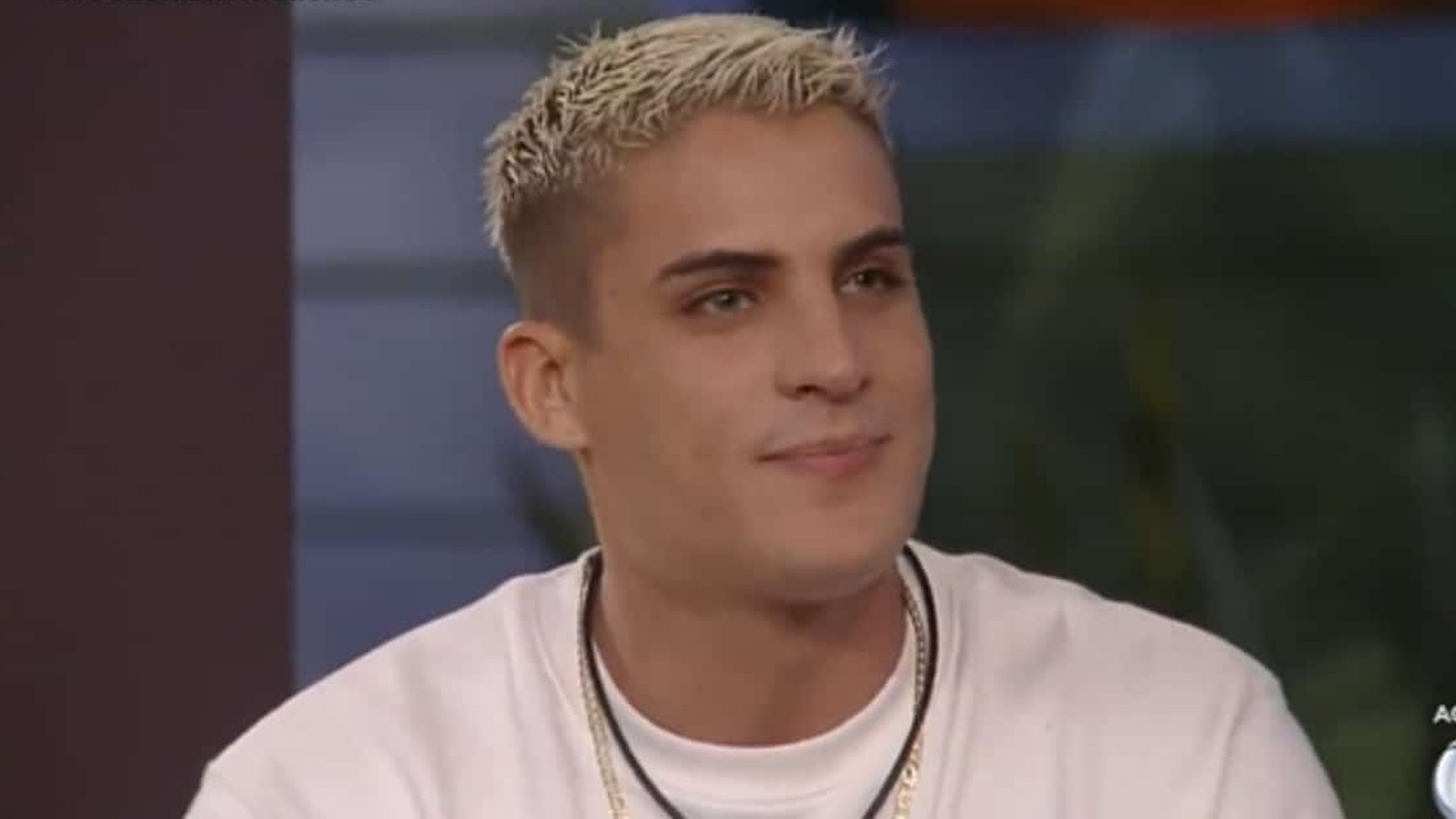 A Fazenda: Pode isso? Record dobra cachê para Tiago Ramos não tocar o sino