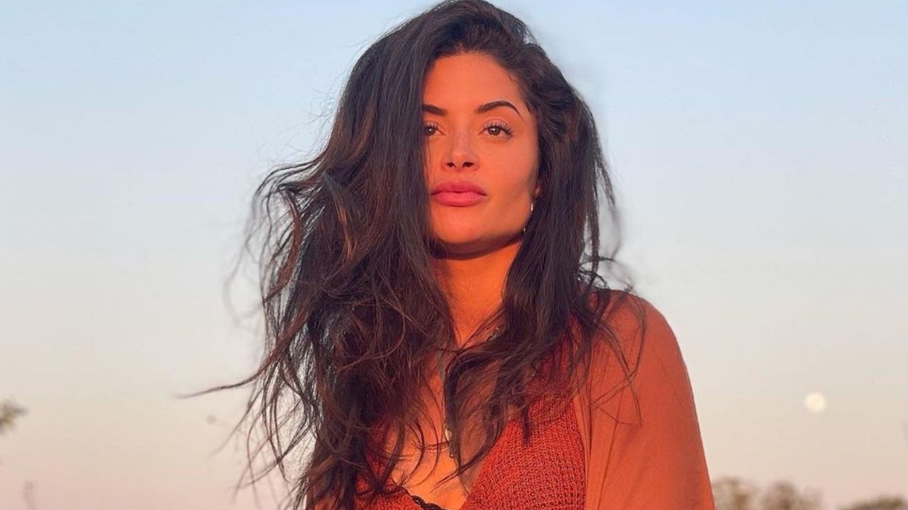 Aline Riscado está sendo processada por descumprir contrato e empresa cobra R$ 60 mil de indenização