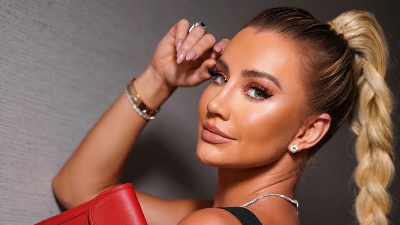 Super elegante, Ana Paula Siebert elege look de mais de R$ 30 mil para curtir jantar luxuoso: “Belíssima”