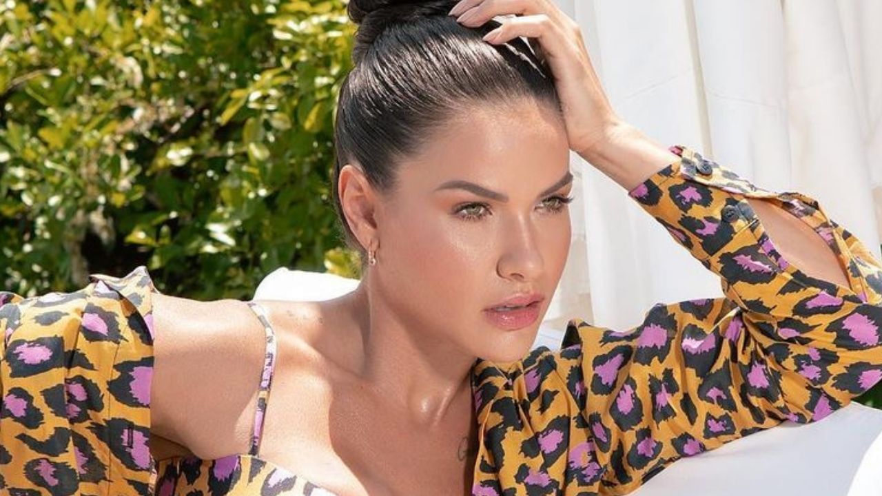 Esposa de Gusttavo Lima, Andressa Suita exibe corpo torneado em biquíni de oncinha: “Deusa”