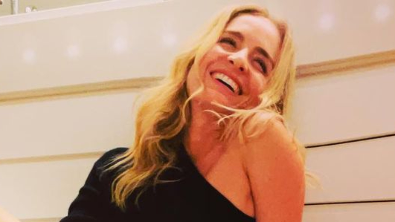 Angélica deixa pernões torneados à mostra e agradece clique especial feito pela caçula: “Traz meu melhor sorriso”