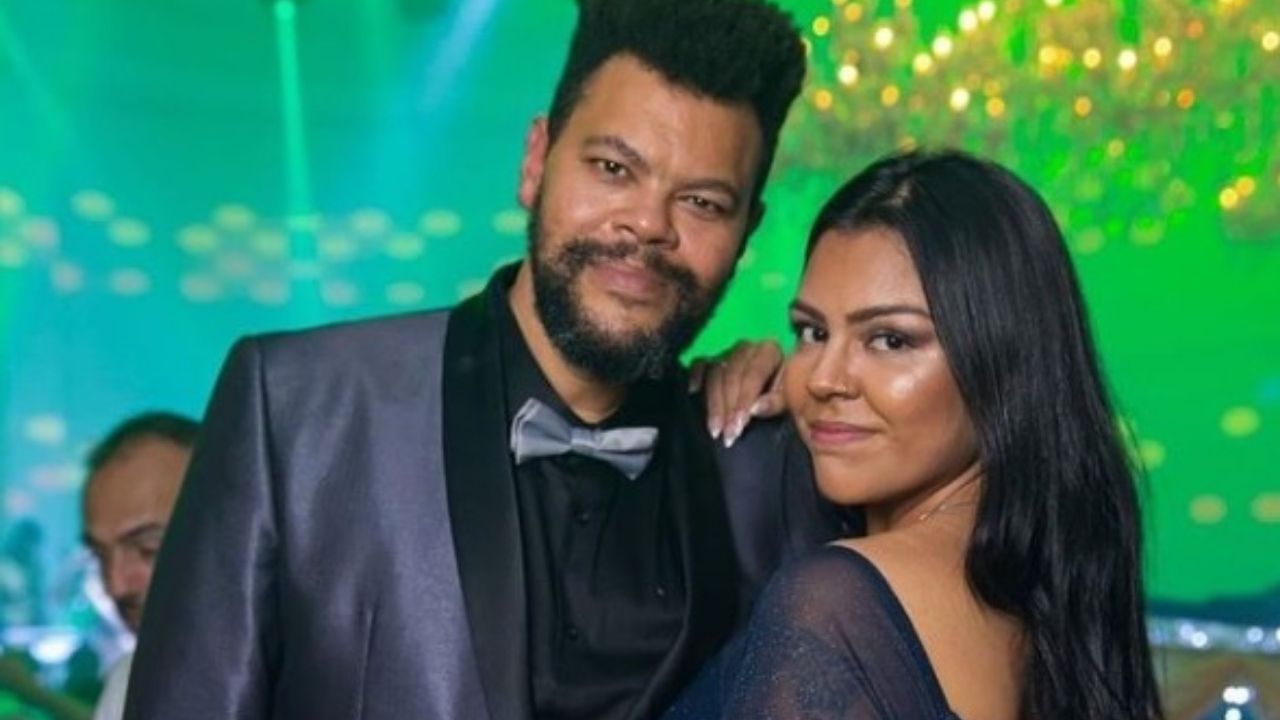 O amor está no ar! Babu Santana vai se casar com Lívia Nascimento: “És, agora, minha noiva”