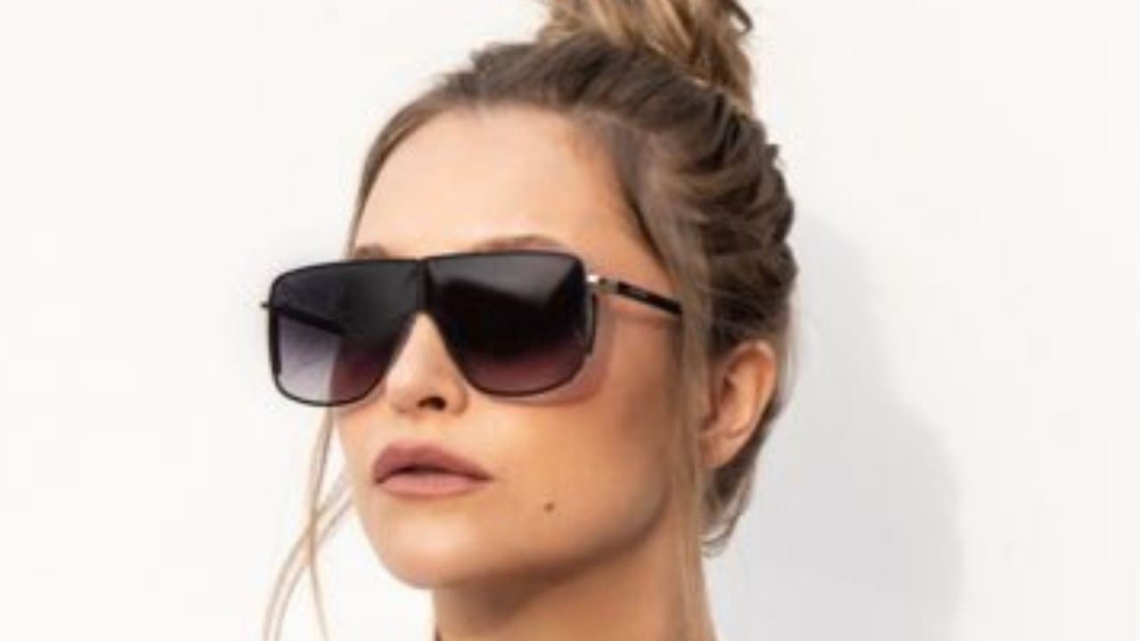 Carla Diaz aproveita queda das redes sociais para divulgar a volta de ‘O Clone’: “Marketing pesado”