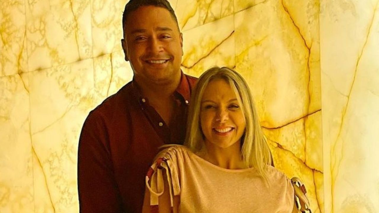 Bodas de Porcelana! Carla Perez e Xanddy celebram 20 anos de casados em viagem luxuosa para Dubai