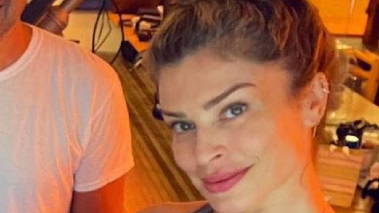 Grazi Massafera posa ao lado de Angélica após treino e abdômen sarado chama a atenção: “Que corpo é esse?”