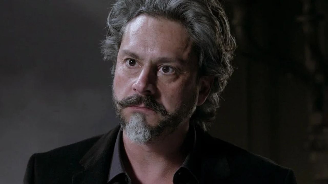 Império: José Alfredo encurrala e descobre identidade do cúmplice de Fabrício Melgaço: “Quem foi?”