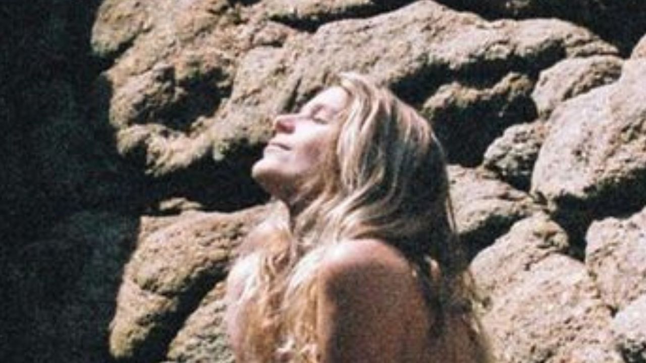 Isabella Santoni posa de topless exibindo curvas impressionantes e leva a web à loucura: “Espetáculo de mulher”