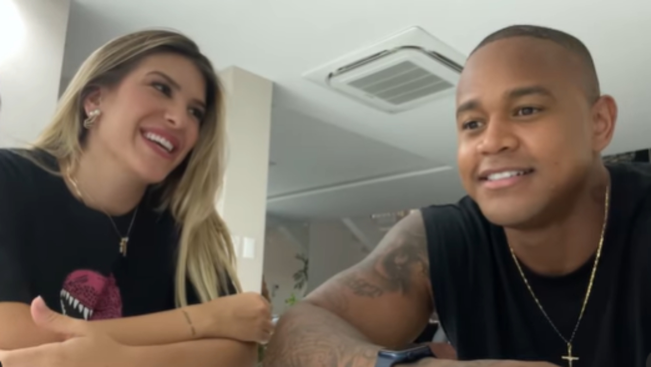 Após nascimento da filha, Léo Santana comove com declaração a Lore Improta: “Mais apaixonado que nunca”