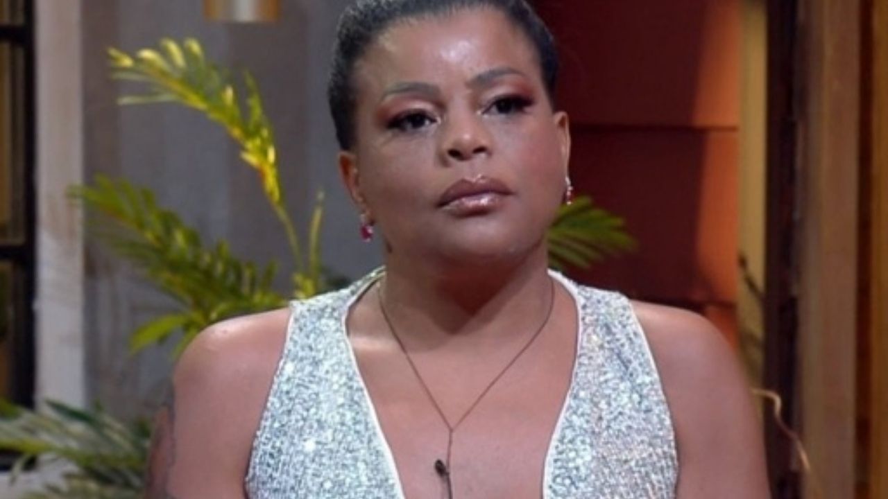 Fora de ‘A Fazenda’, Tati culpa comparações com Jojo Todynho:  “Não preciso copiar ninguém”