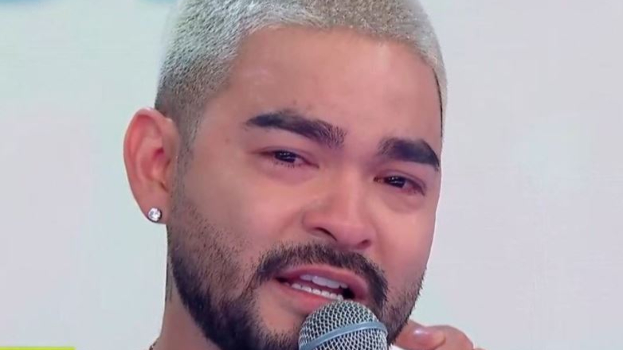 Yudi Tamashiro quebra protocolo e cai no choro ao lembrar do pai, vítima da Covid-19: “Foi um baque muito forte”