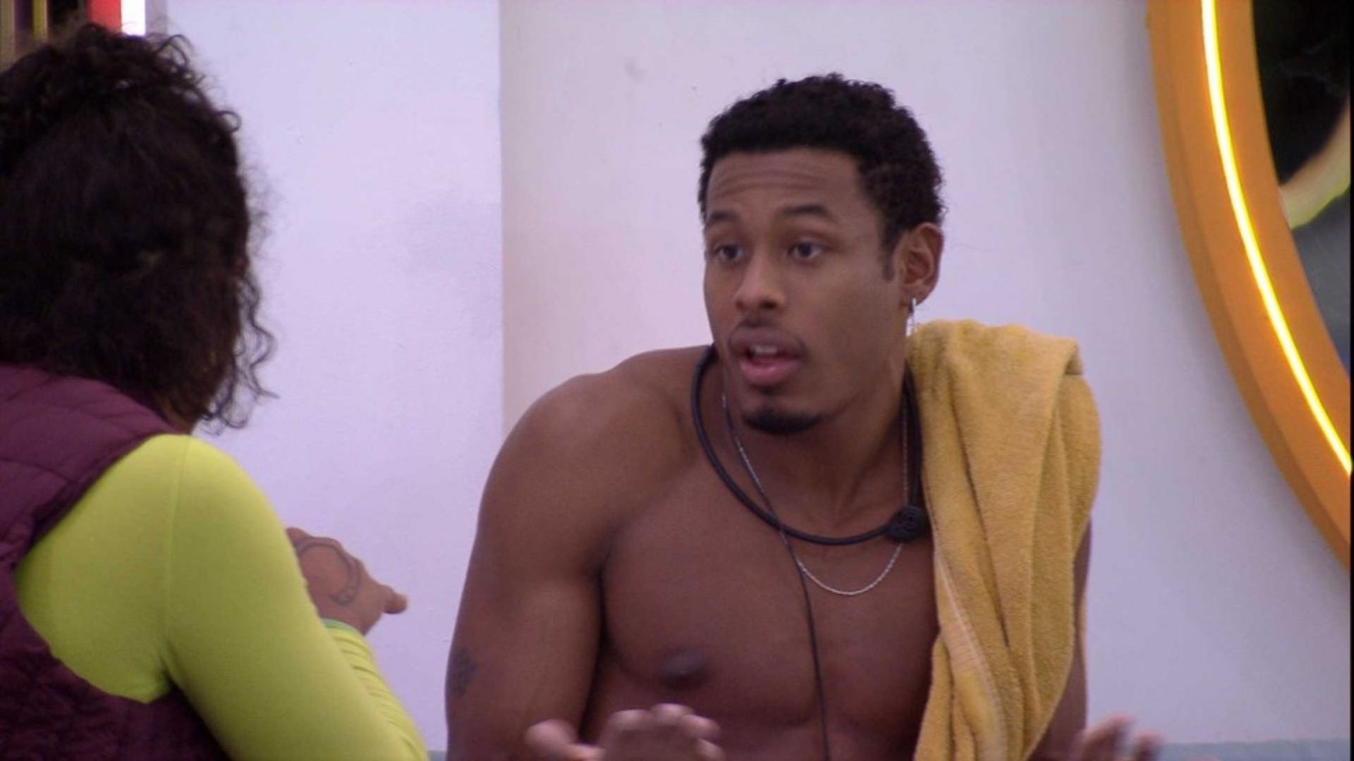 BBB22: Paulo André confronta Linn da Quebrada: “Você entra na vibe”
