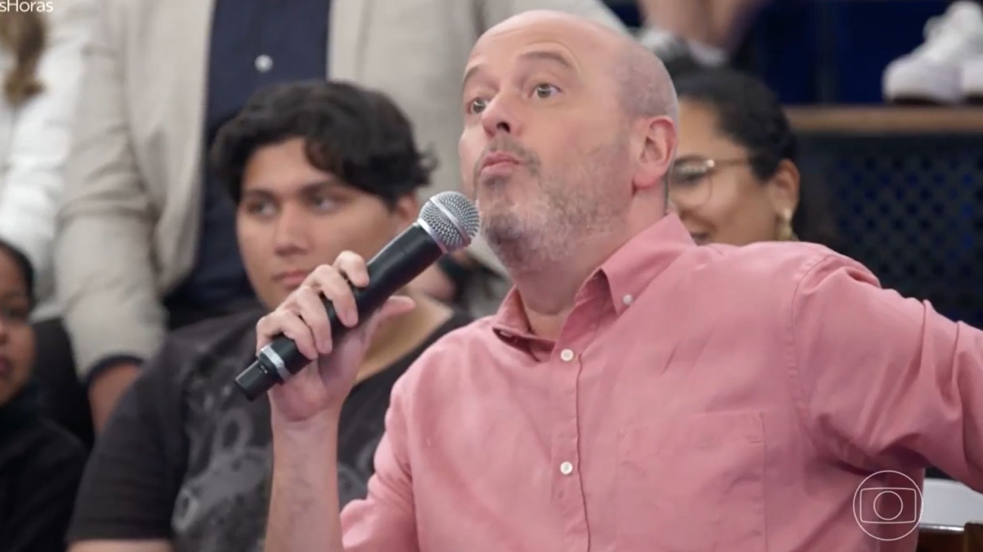 Alex Escobar choca atores da Globo ao revelar antiga profissão: “Eu via no rosto”