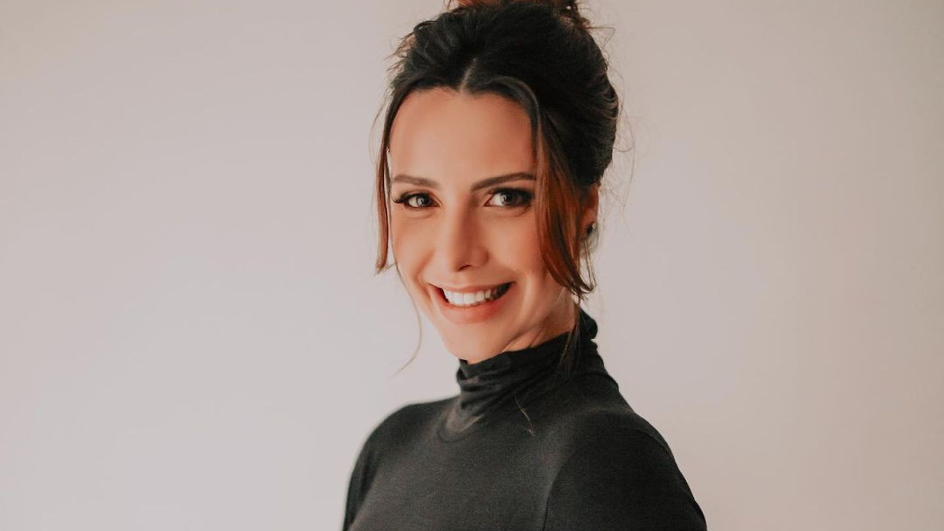 Grávida pela primeira vez, Camila Rodrigues choca ao mostrar evolução da barriga: “Já?”