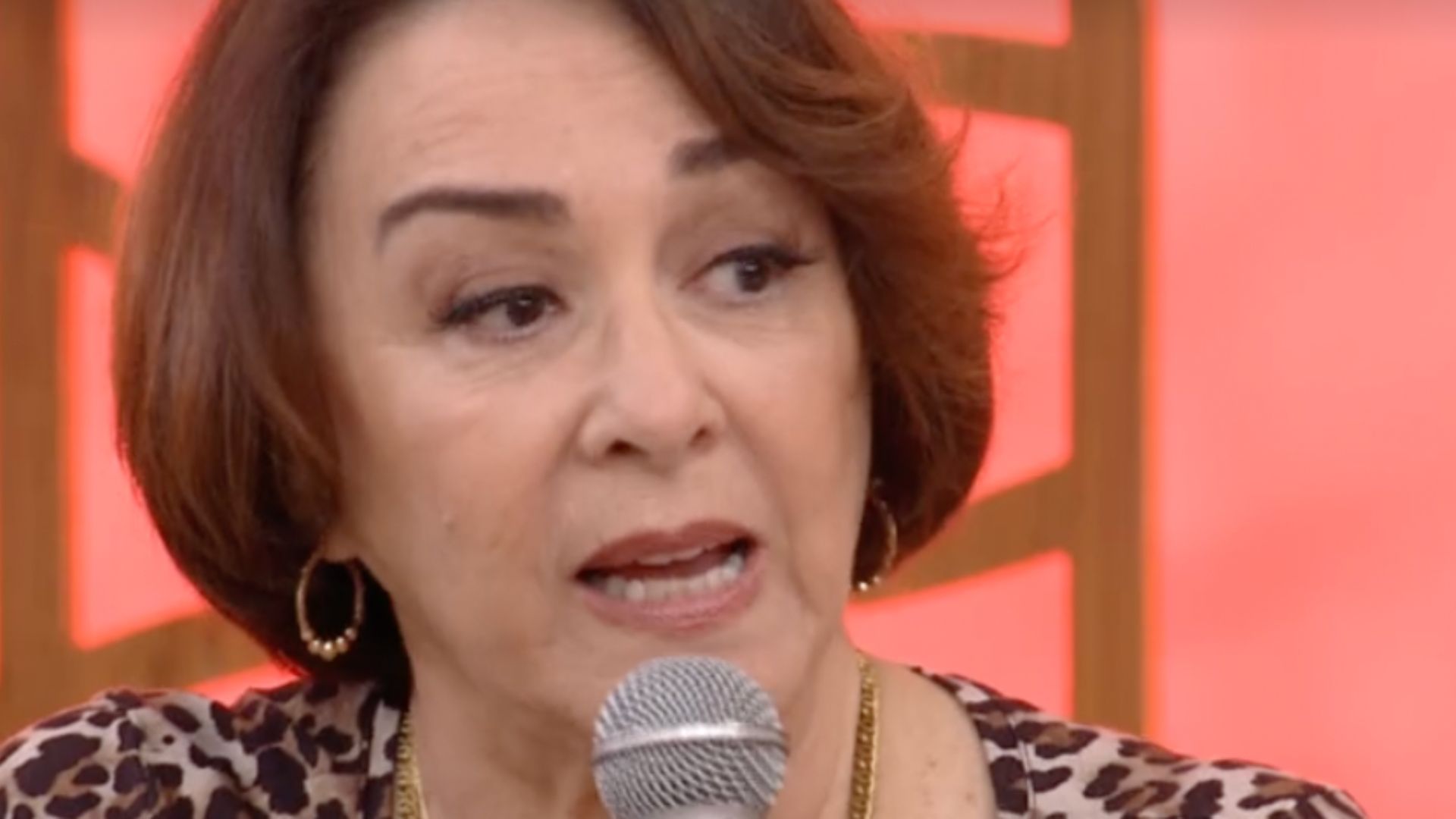 Nivea Maria desabafa sobre o fim de seu casamento de 28 anos: “Perdida”