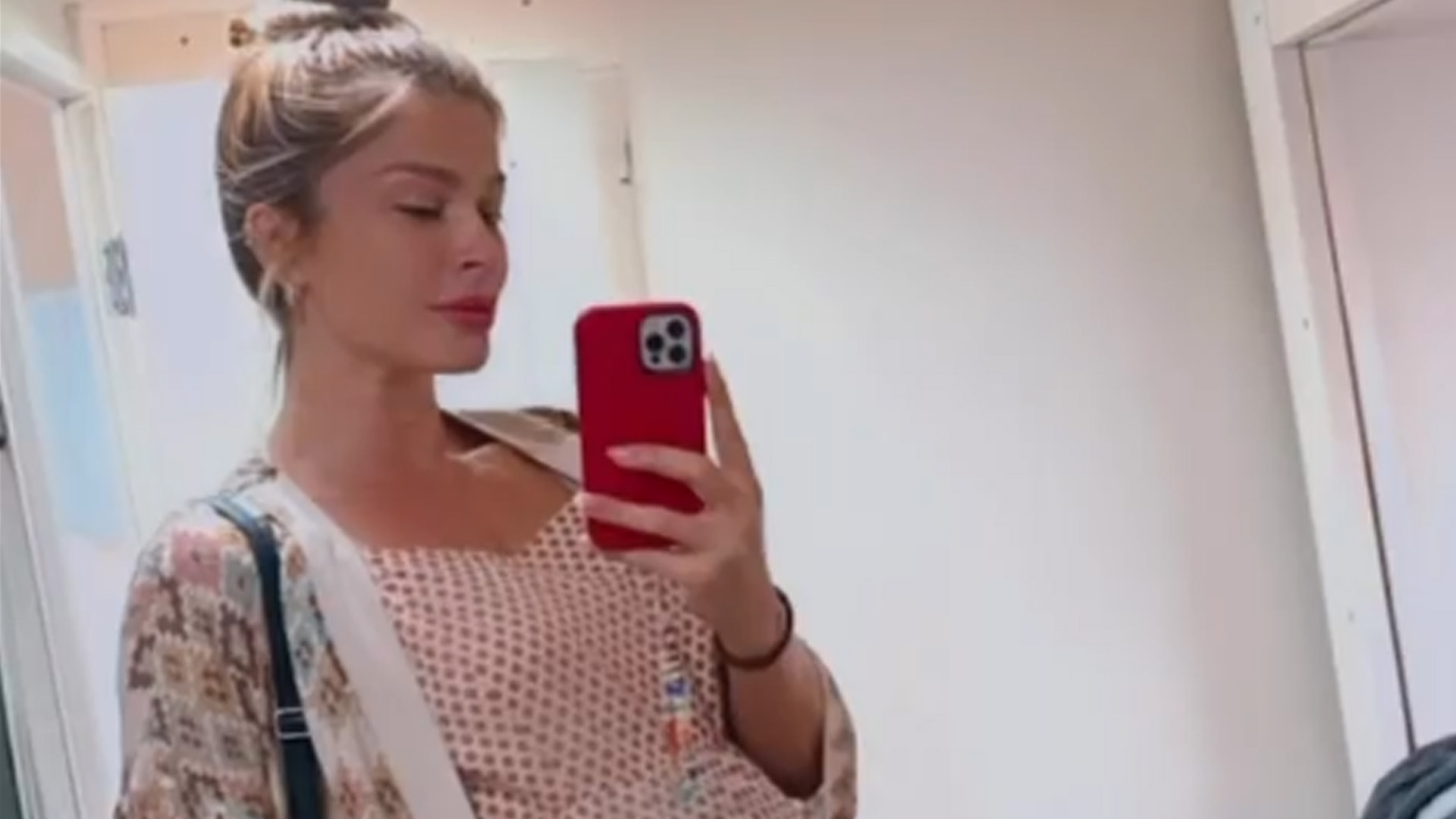Grazi Massafera aparece com barriga de grávida e gera confusão: “No forno”