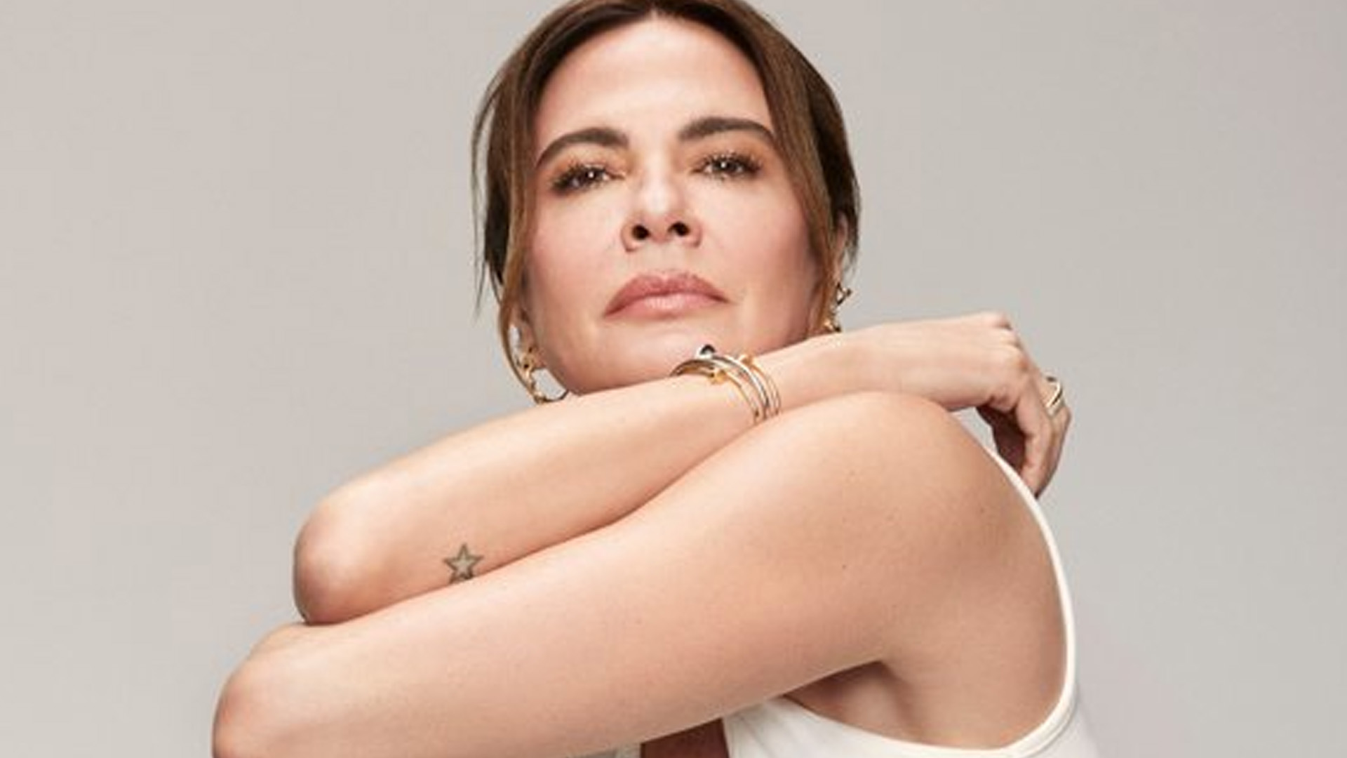 Aos 52 anos, Luciana Gimenez abre o jogo sobre etarismo e confessa: “Odeio ficar velha”