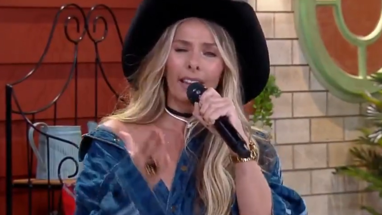 A Fazenda 13: Adriane Galisteu manda alfinetada para ‘The Masked Singer Brasil’: “Não tem peão mascarado”