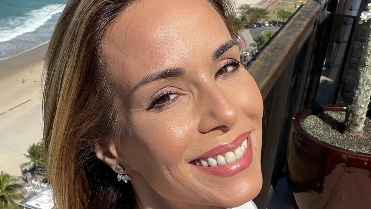 Deslumbrante, Ana Furtado renova o visual e surge com os fios mais claros: “Tá deusa demais”