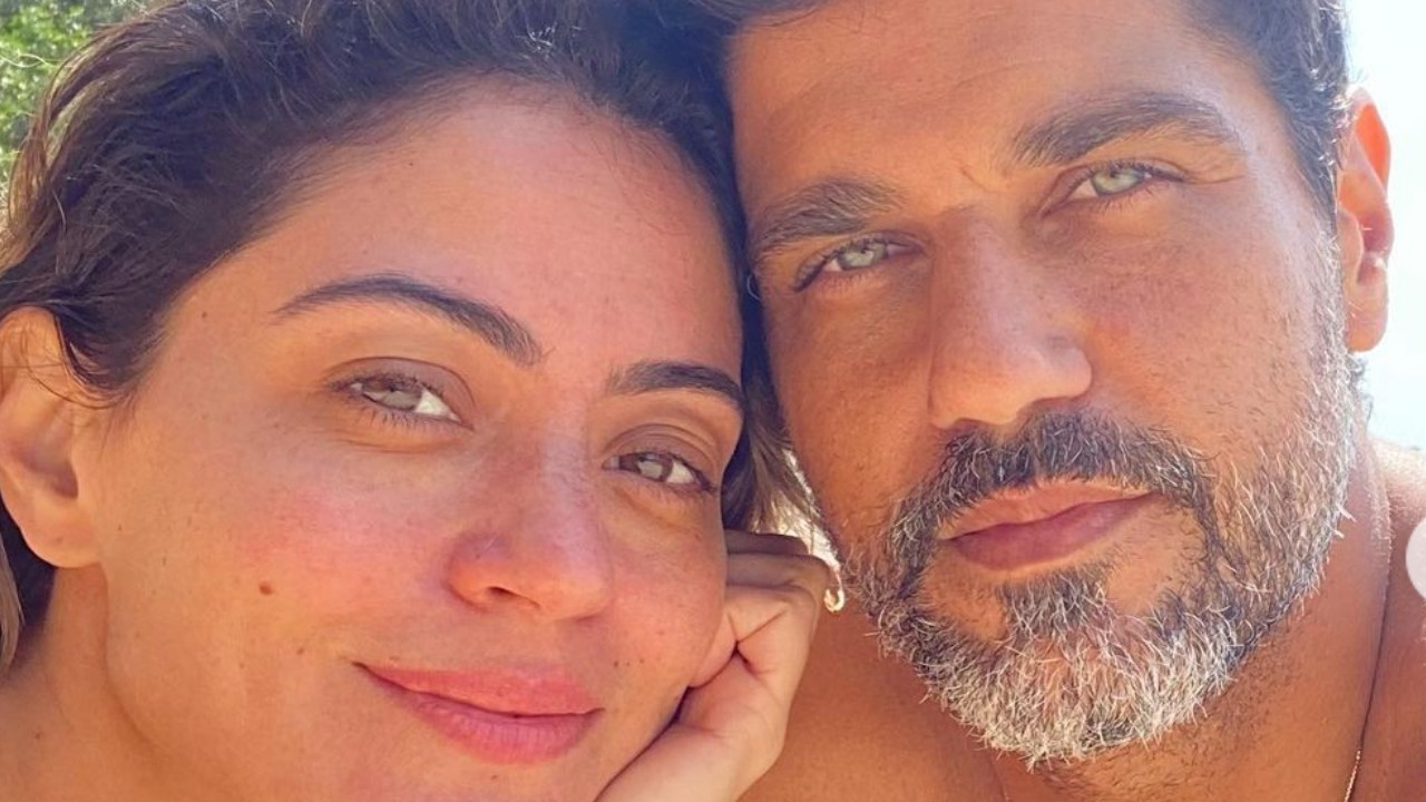 Apaixonada, Carol Castro troca beijo romântico com Bruno Cabrerizo e cena comove: “É muito amor”
