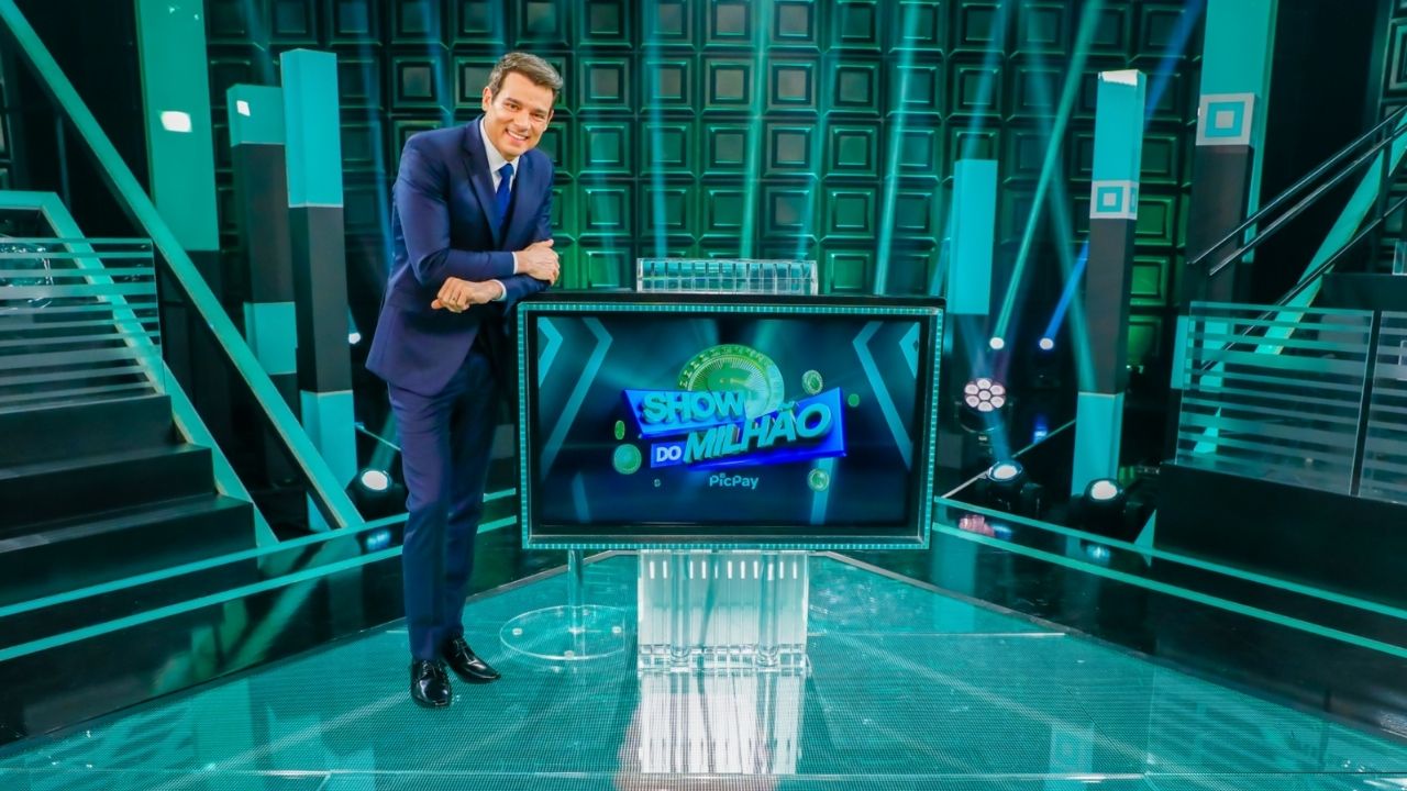 Adaptado e modernizado, ‘Show do Milhão’ volta com Celso Portiolli, patrocínio e ‘pix’ na conta