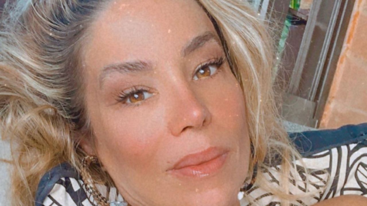 Em família, Danielle Winits publica fotos raríssimas dos filhos e brinca: “Nem acredito que eles deixaram”