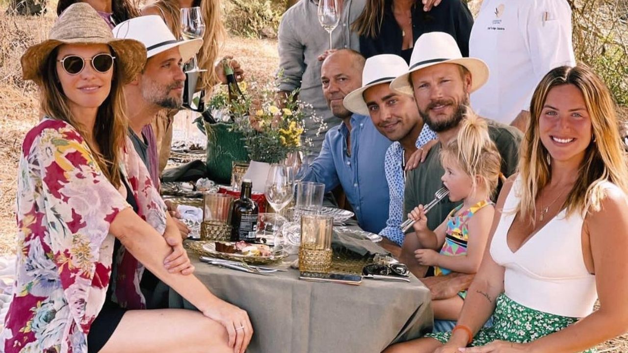 Fernanda Lima exibe piquenique de luxo com Bruno Gagliasso e Giovanna Ewbank: “Momentos amorosos”