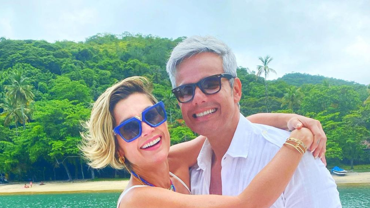 Otaviano Costa e Flávia Alessandra curtem banho de mar ao lado da herdeira, Olivia Costa: ”Maravilhosos”