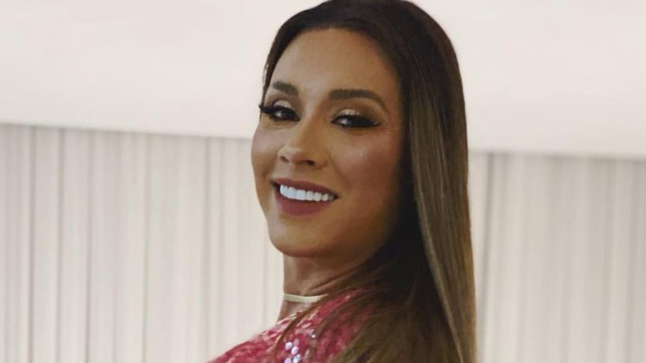Juju Salimeni confessa que faria conteúdos com fotos sensuais, mas deixa dúvida sobre nudez: “Já pensei”