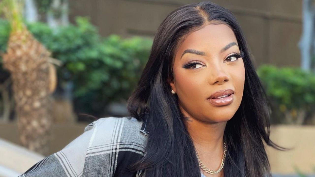 De top coladinho, Ludmilla ostenta barriga lipada e shape sequinho chama atenção: “Mulherão”