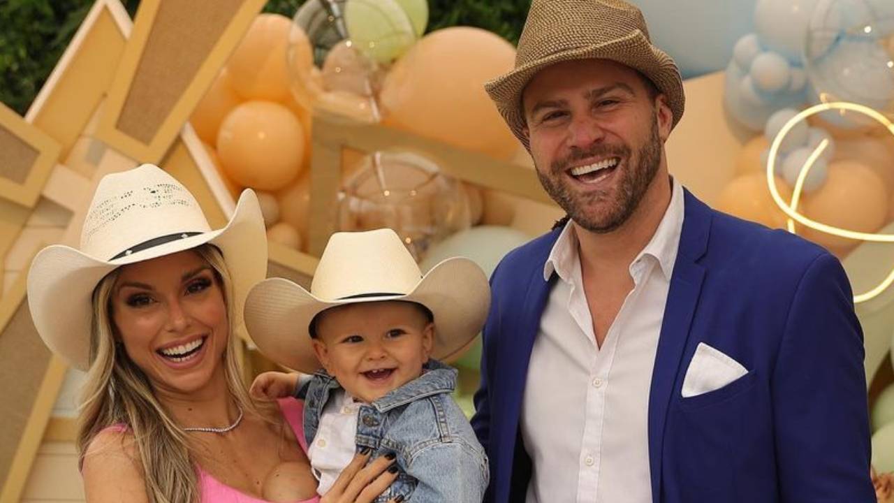 Filho de Flávia Viana e Marcelo Zangrandi vira fazendeiro em primeira festa de aniversário: “Dia especial”