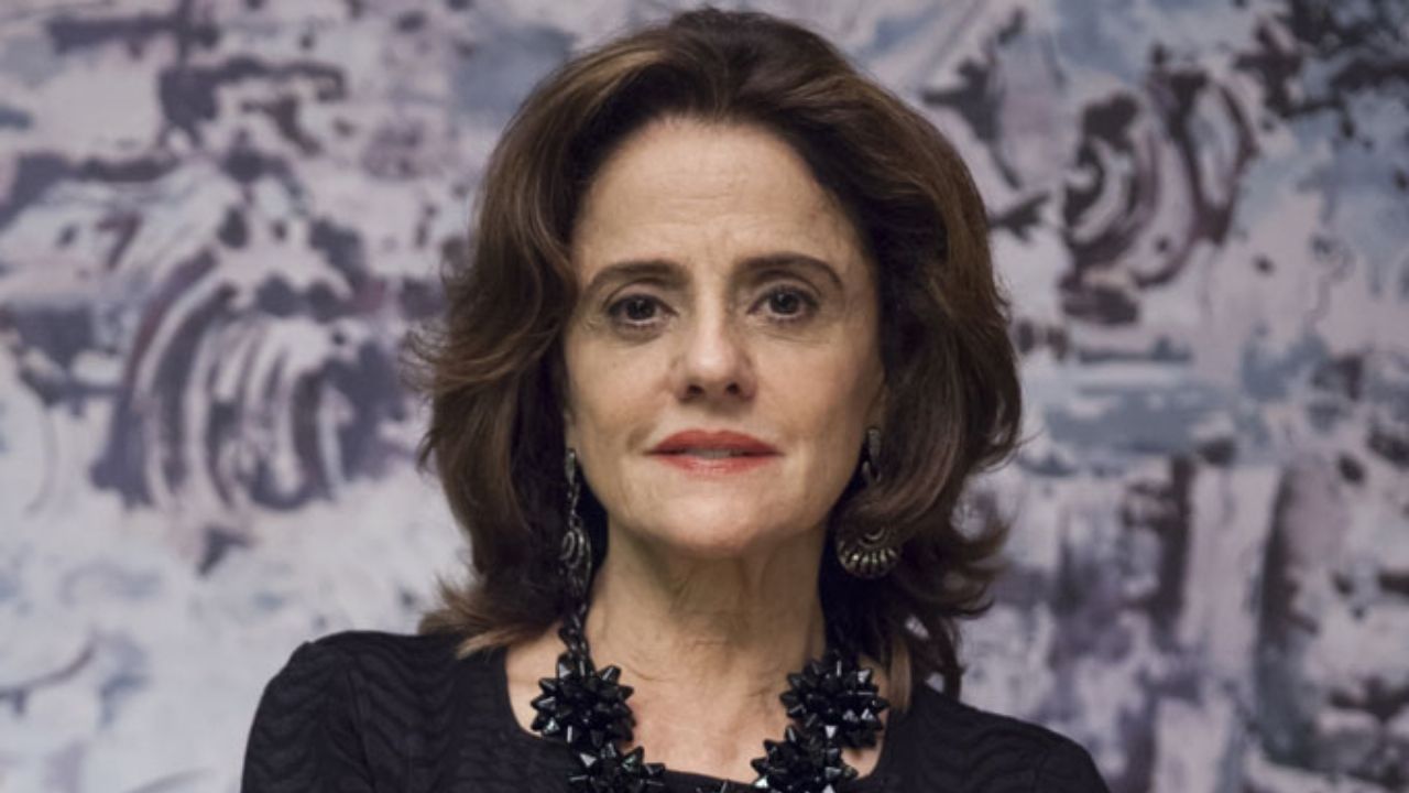 Diretor de ‘Verdades Secretas’ rasga elogios e avalia vilã de Marieta Severo: “Ninguém faz mau-caráter melhor”