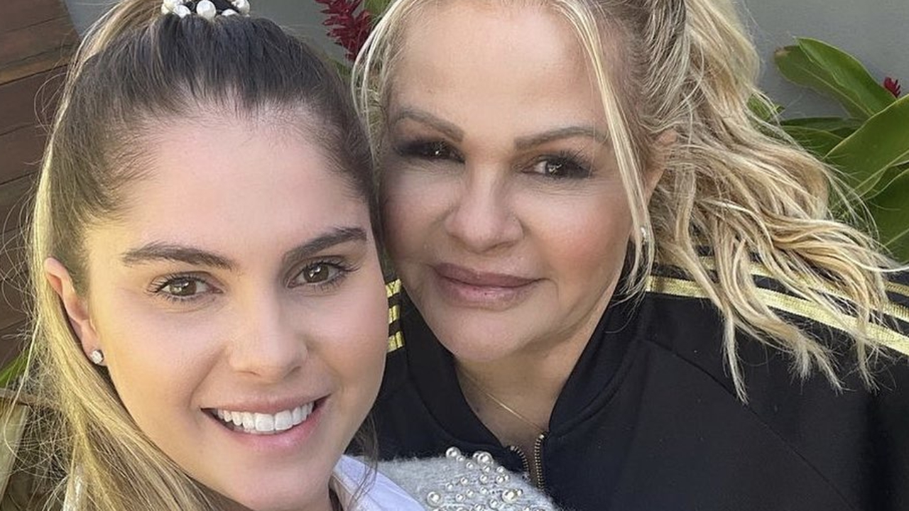 Radiante, Monique Evans relembra gravidez delicada e celebra chegada de netinho: “A história se repete!”