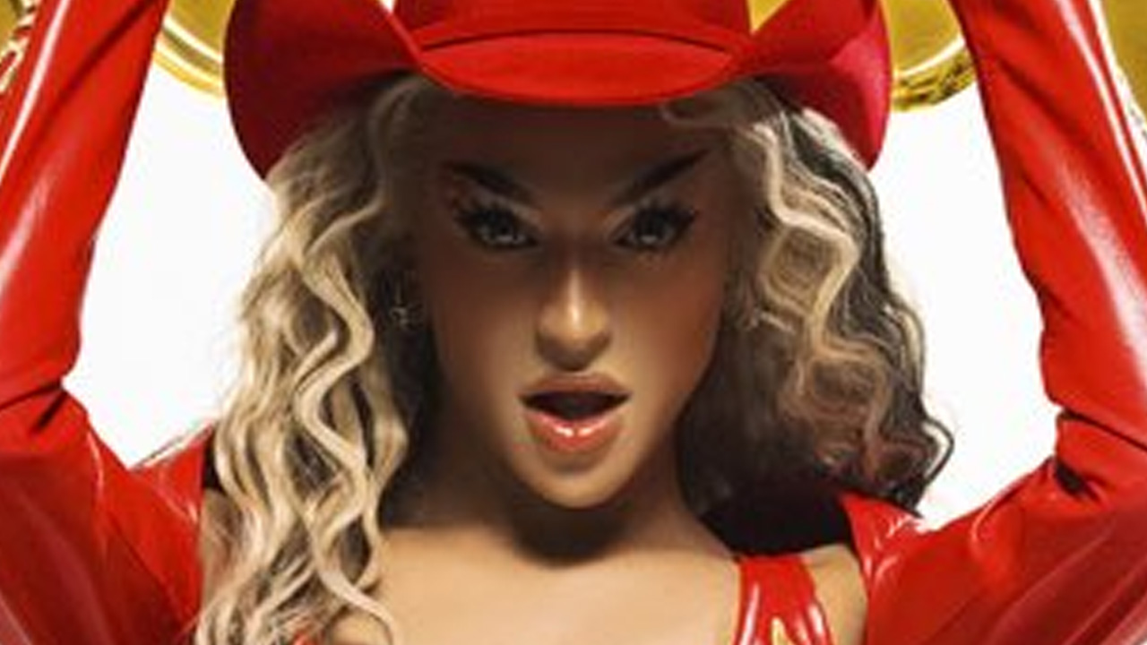Pabllo Vittar “passa mal” com horário e data marcados e surpreende fãs com golpe de marketing: “Visionária”