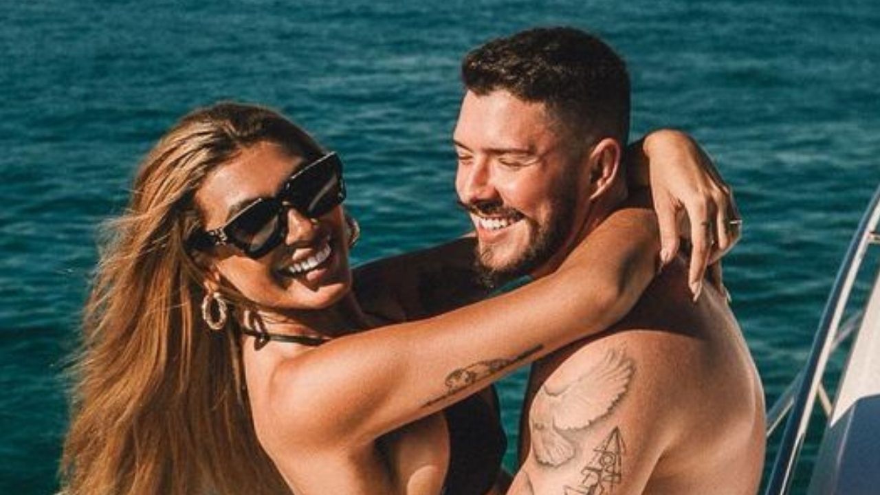 Ex-BBB Pocah revela desejo de transar com o noivo depois de uma briga: “Gosto de inventar moda”