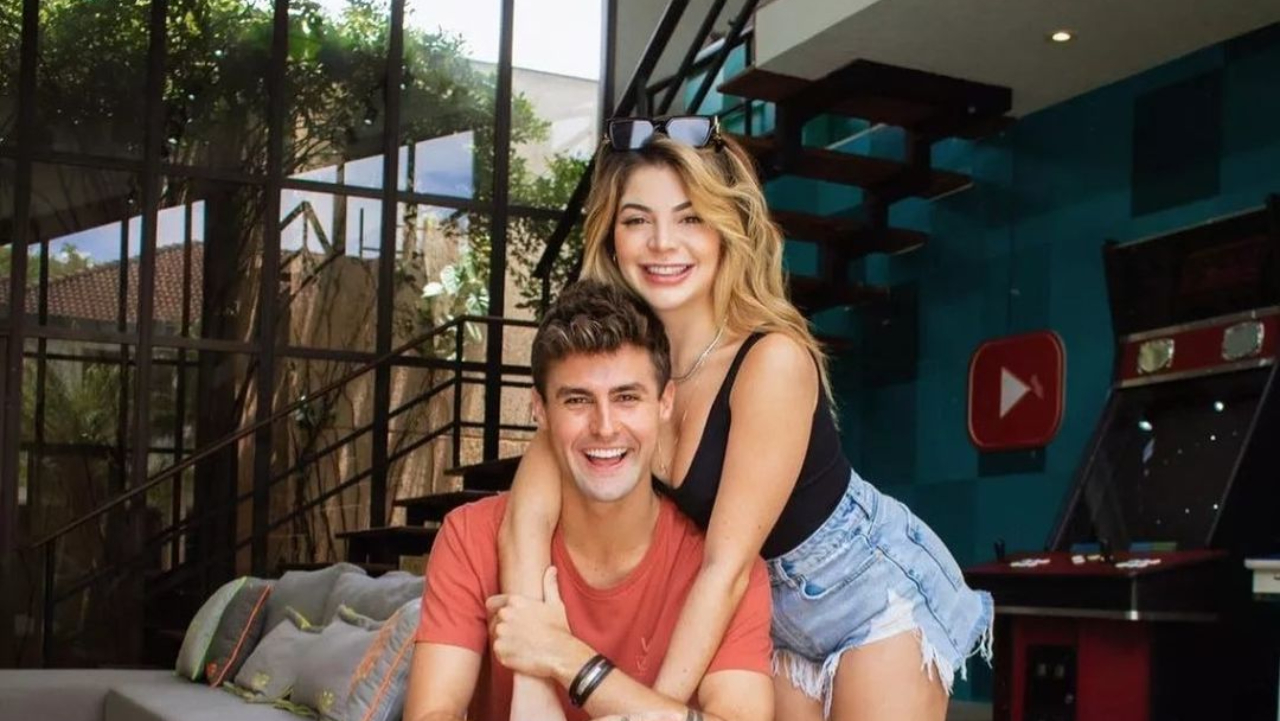 Após término conturbado, Rezende viaja a Dubai para resolver pendência com Gkay: ”A gente quer ficar de boa”