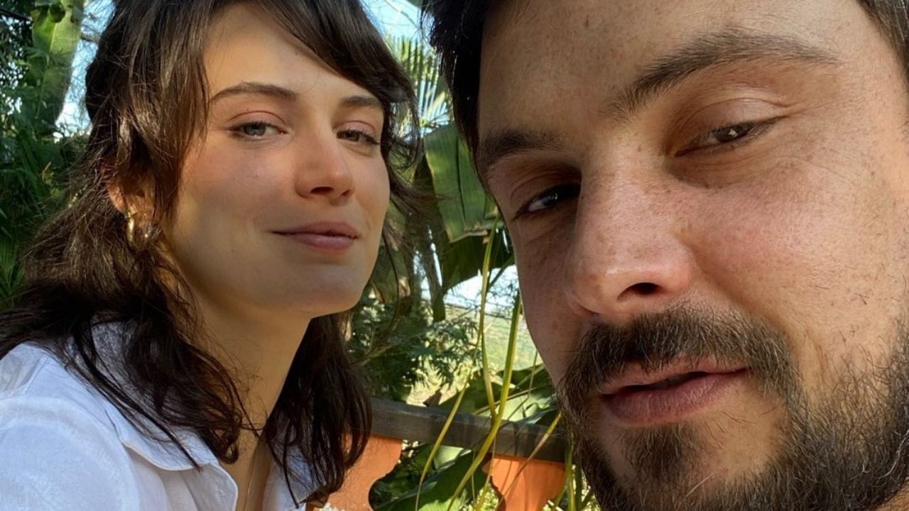 Discreto, Sergio Guizé surpreende ao se declarar em homenagem de aniversário para Bianca Bin: “Muito orgulho de você”